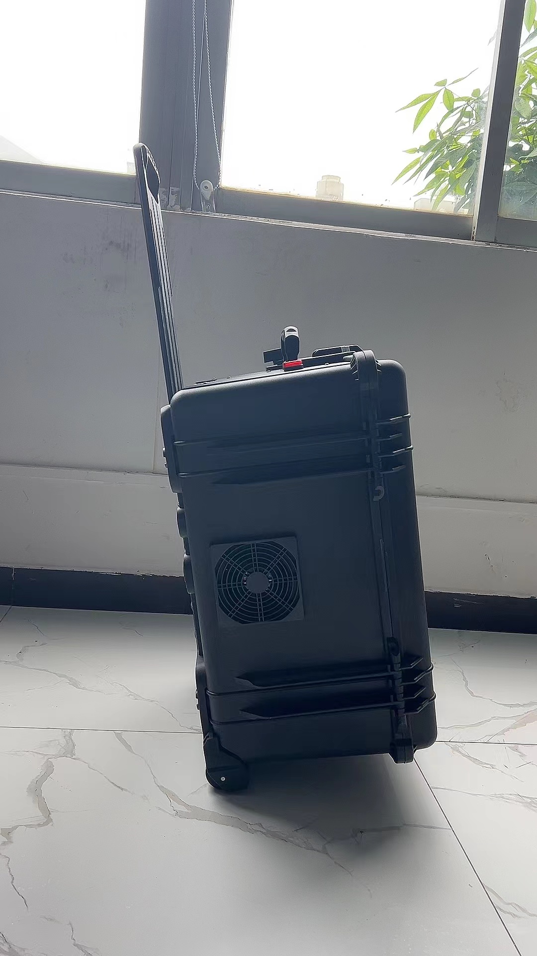 弋阳手拉箱型移动通信干扰器